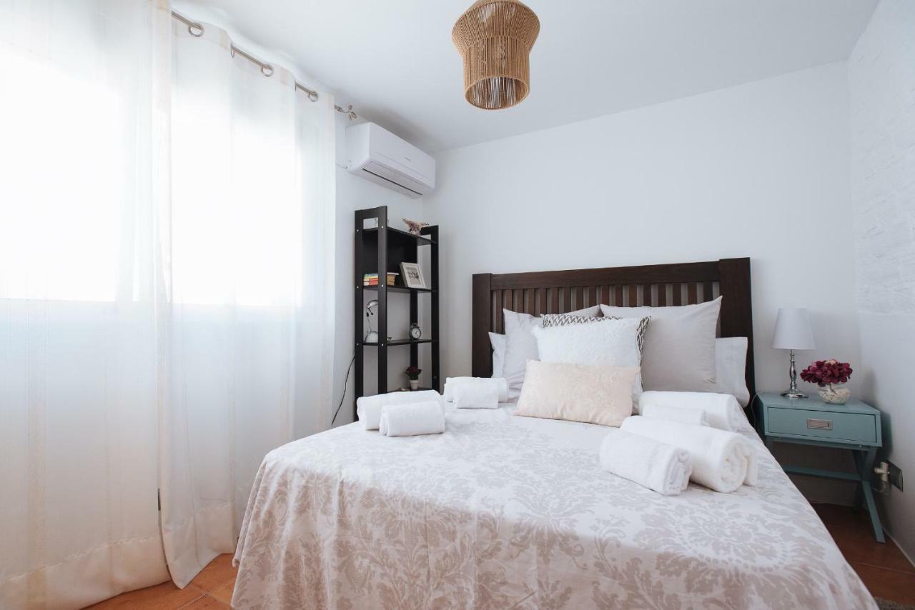 Cozy Attic With Terrace- 1Bd 1Bth- San Vicente Apartment Seville Luaran gambar