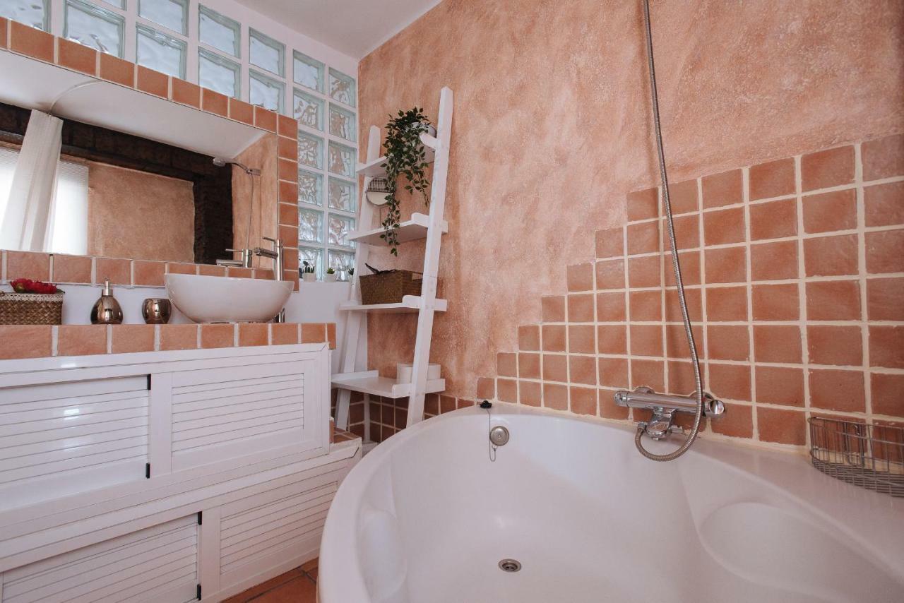 Cozy Attic With Terrace- 1Bd 1Bth- San Vicente Apartment Seville Luaran gambar