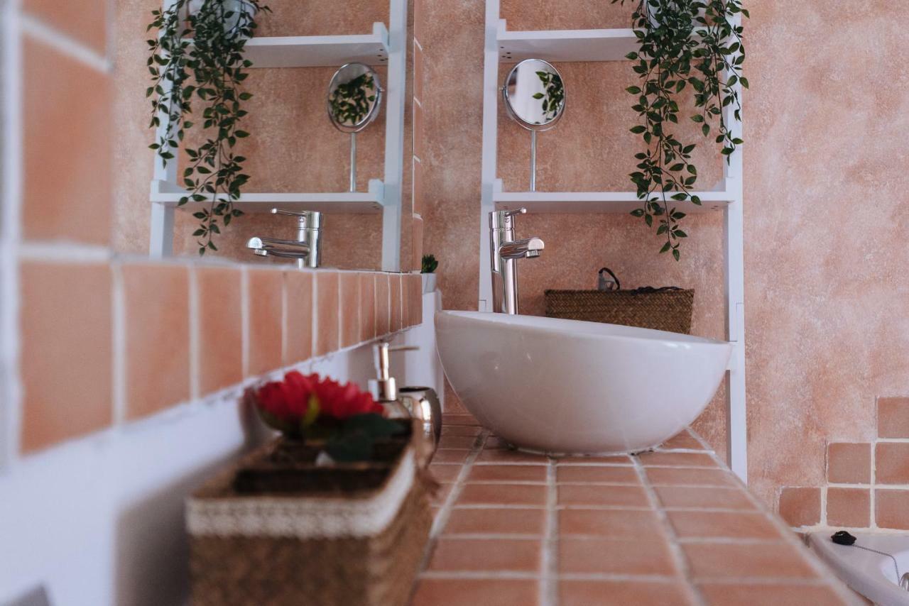 Cozy Attic With Terrace- 1Bd 1Bth- San Vicente Apartment Seville Luaran gambar